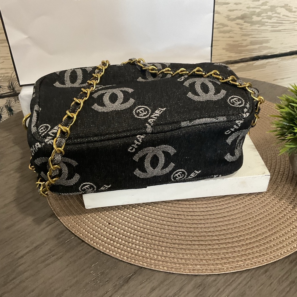 Denim Crossbody Bag with Gold Chain - Picture 4 of 7